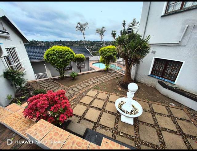 3 BEDROOM HOUSE FOR SALE IN SHALLCROSS